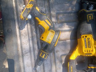 Drywall scruw gun