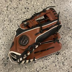 Wilson Baseball Glove
