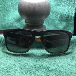 Oakley’s Sunglasses