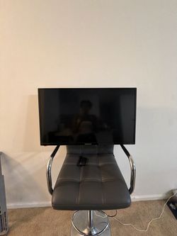 TVS MUST GO 3 TVS- 35inchELEMENT, 55inches SUMSUNG, 55inch LG
