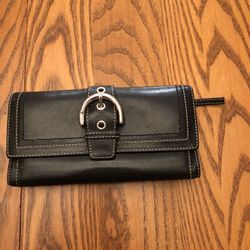 Coach Wallet And Checkbook Cover