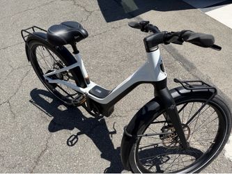 Serial 1 RUSH/CTY Step‑Thru – Premium Belt‑Drive E‑Bike – Excellent Condition