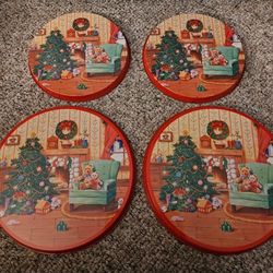 4 Christmas Themed Round Metal Red Stove Top Covers
