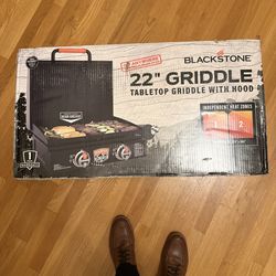 Blackstone 22” Tabletop Griddle with Hood