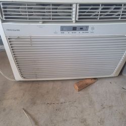Air Conditioner,  Frigidaire 