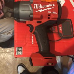 Milwaukee 2967-20 M18 FUEL 18V 1/2 in High Torque Impact Wrench w/ Friction Ring
