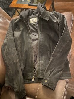 Size XL But Fits More Like A Large
