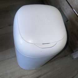 Diaper Genie Signature Diaper Pail With Refills