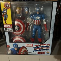 MAFEX No.217 Captain America (Comic Version)