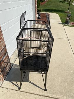 Large dome open-top bird cage with base - Fishers