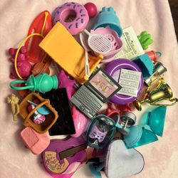 Barbie Accessory Lot