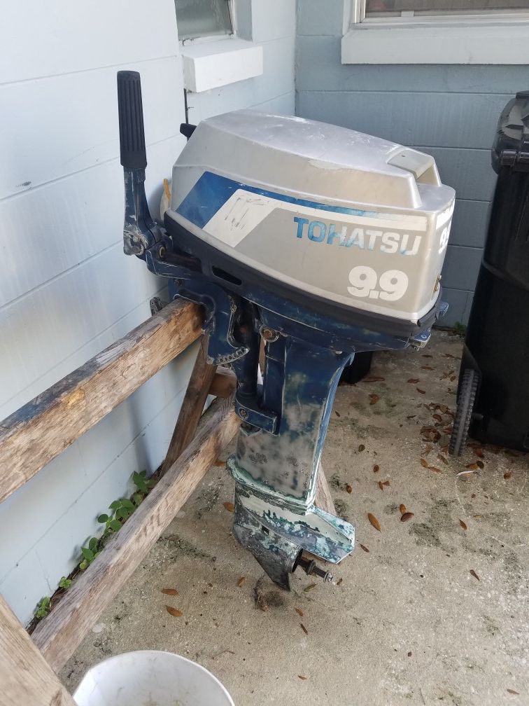 9.9hp outboard motor