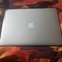 MacBook Air 2011