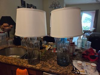 Pair 2 glass lamps
