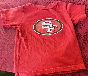 24 M 49er T-Shirt