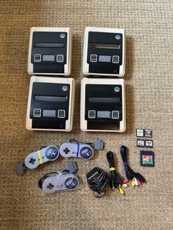 Lot of 4 Super Famicom SNES Painted Consoles Controllers Cables & Games - Works