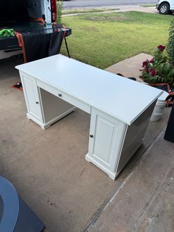 White Wood Desk with Cabinet Storage