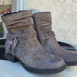 Woman boots