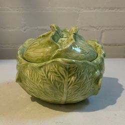 Vintage Holland Mold Cabbage Bowl With Kid