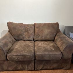 Free Love Seat