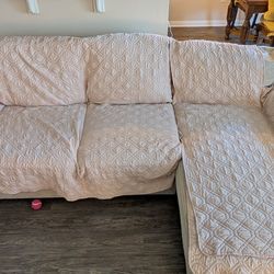Pre Owned Pull Out Sectional Couch With Storage