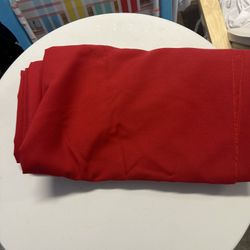 Round Table Clothes 