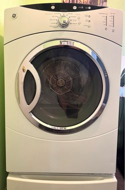 GE Profile Gas Dryer + Pedestal – Works Great