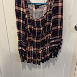 Women’s Plaid shirt 