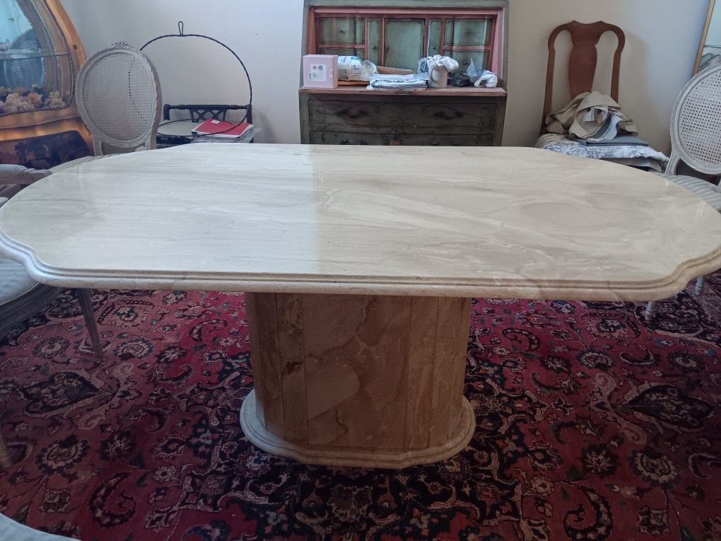 Marble  Dinning  Table