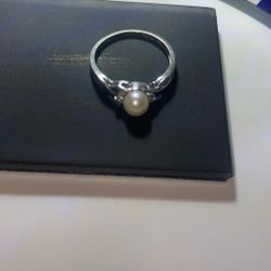 Leer Gems Limited Ring 