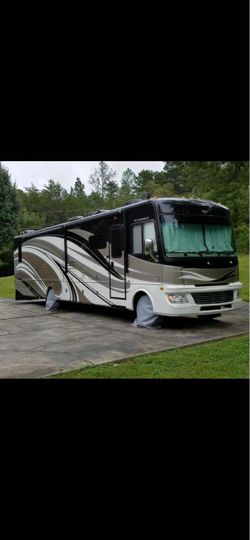 2015 Fleetwood Bounder