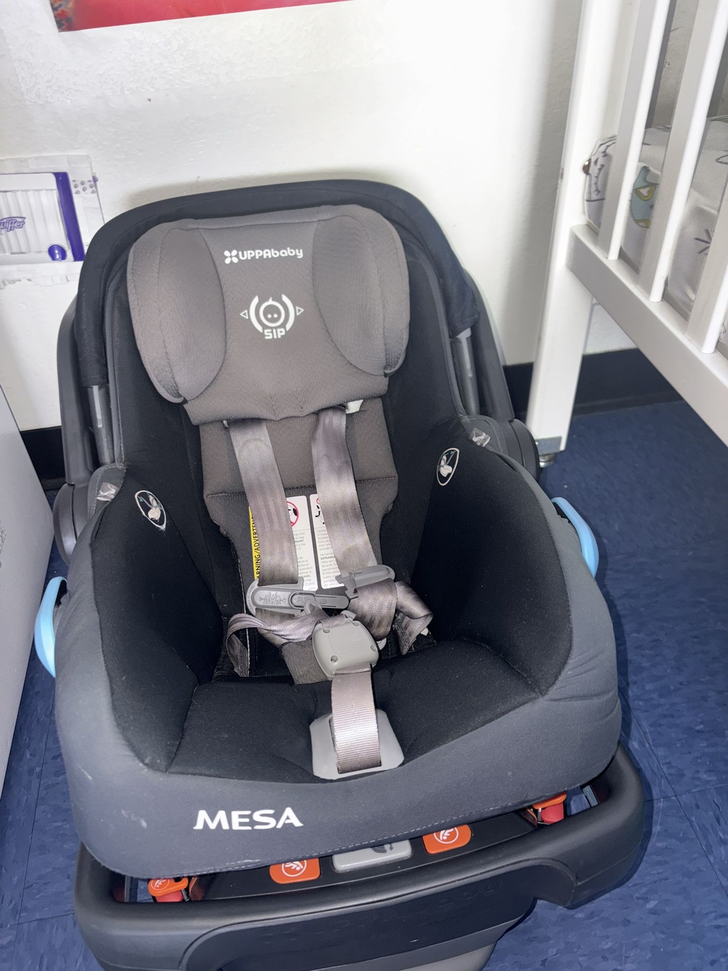 Mesa Uppa Fit Car seat