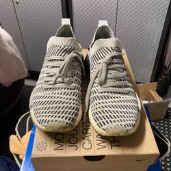 Adidas Carpetbaggers