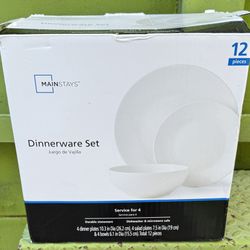 Dinnerware Set