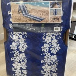 Melino Beach Lounger With Tray Table