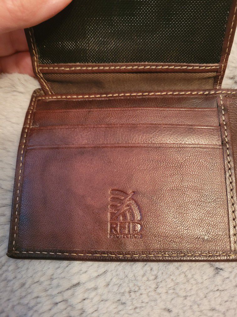 Men's Steve Madden Brown Leather Wallet With RFID Protection 