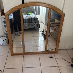 Wooded mirror