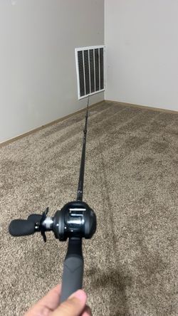 Lew’s TP2 Speed Stick baitcasting rod with a TP2 baitcasting reel