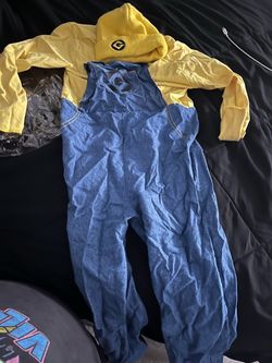 Minion Halloween Costume with Beanie Hat
