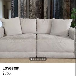 Loveseat 