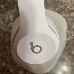  Beats Solo 4