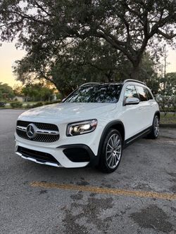 2021 MERCEDES-BENZ GLB 250 4MATIC AMG