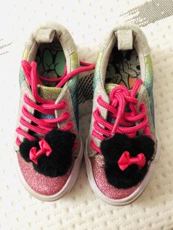 Girls shoes size 9