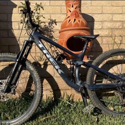 Trek Fuel 9.7 2022 Carbon Fiber 