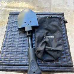 Gerber Foldable Shovel 