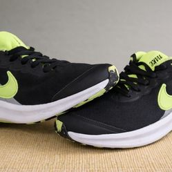 Nike Running  Sneakers