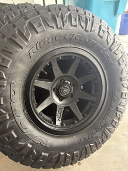 Jeep Wheels And Tires / Jeep Rims / Icon Rebound Pro 35x12.50x17 Nitto