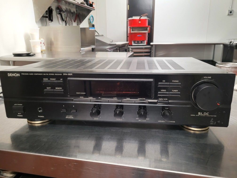 Denon Stereo