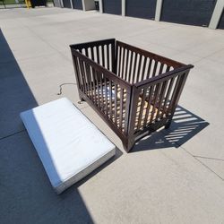 Wooden crib
