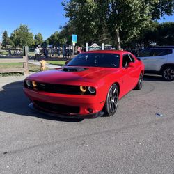 2016 Dodge Challenger 392 HEMI Shaker